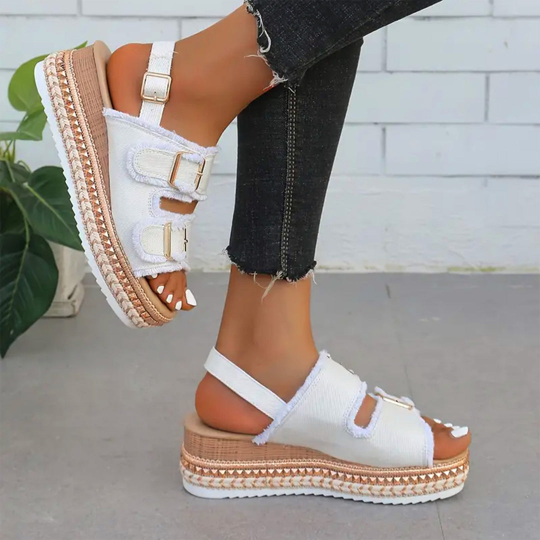 Alia - Wedge Casual Jeans
