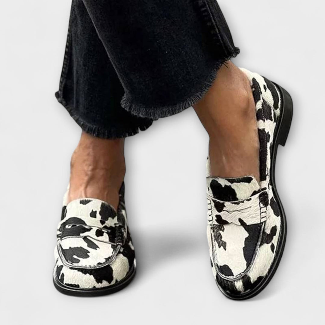Wiktoria | Damen-Pantoletten mit auffälligem Design