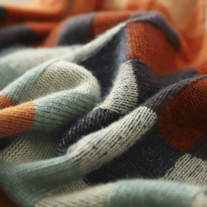Tavessa Rita – Karomuster Rundhals-Pullover