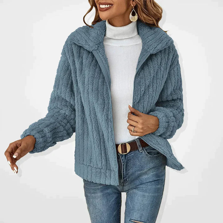 Emilia | Kuschelige Plüsch-Strickjacke Mit Eleganter Oversize-Passform