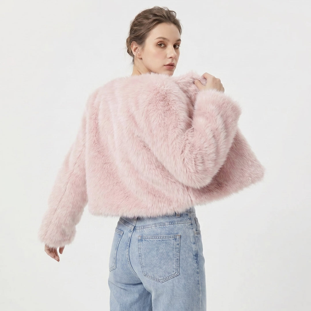 Daniela | Luxuriöse Cropped-Kunstpelz-Strickjacke