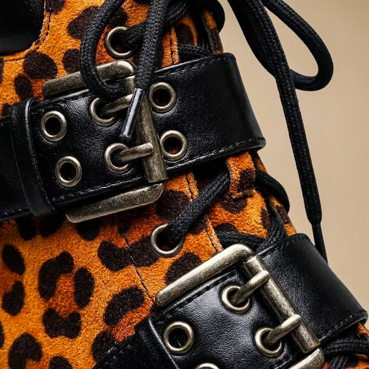 Isabella | Exklusive und Moderne Damen-Stiefeletten mit Markanten Schnallendetails