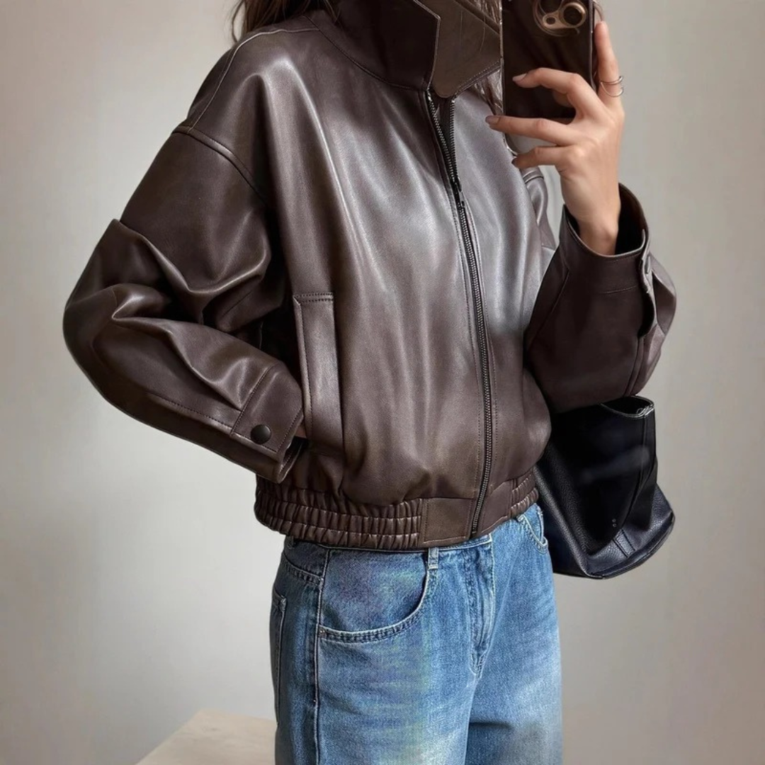 Amelie | Damen Braun Kunstleder Bomberjacke mit Elastischem Bund