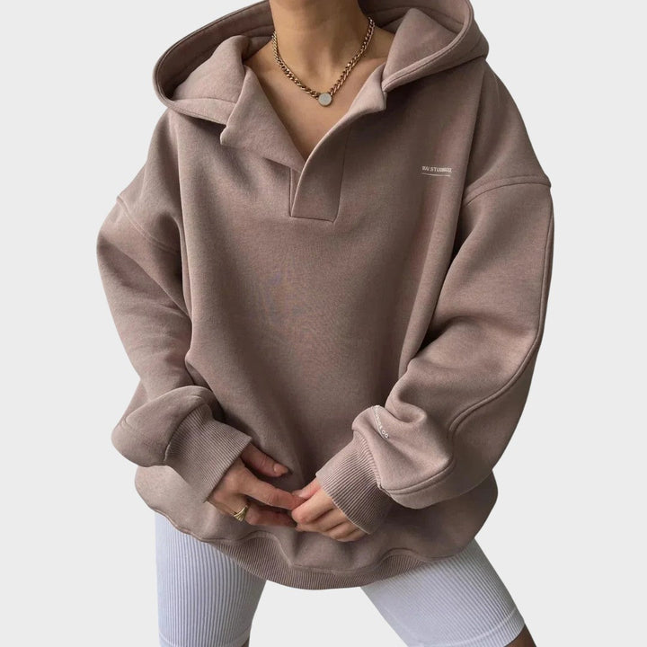 Tavessa Flávia – Stilvoller Kapuzenpullover